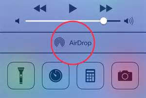 使用 Airdrop 在 iPhone 上共享聯繫人